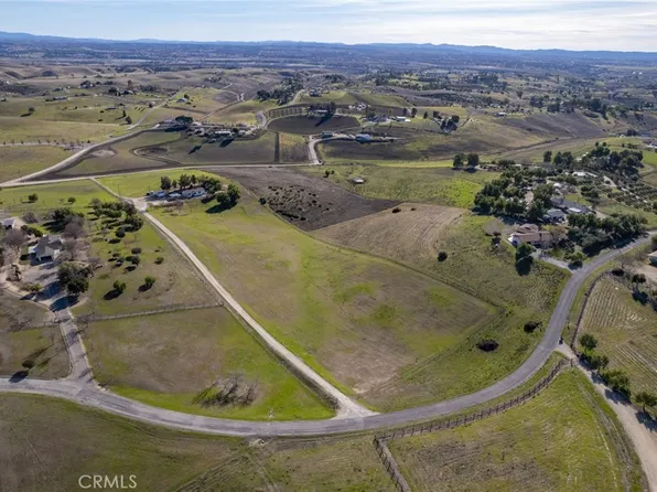 6066 Sweetie Ln, San Miguel, CA 93451