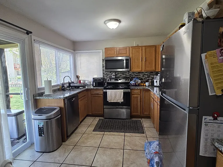 4 Price Ln — Photo 3