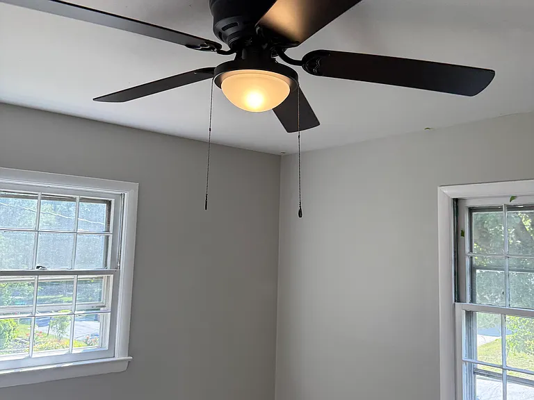 1923 Belcrest Dr — Photo 20