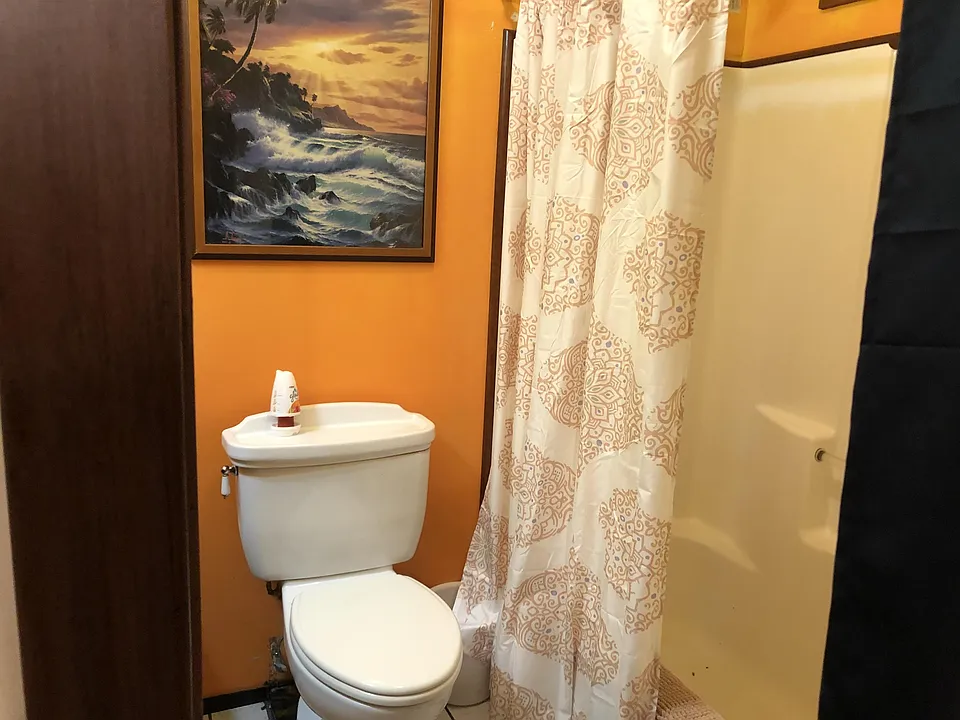 16-2139 Kuhio Dr