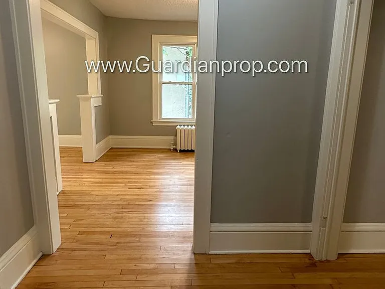2316-2318 Harriet Avenue S — Photo 18