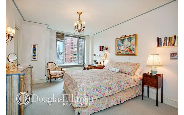 Sold by Douglas Elliman | media 14