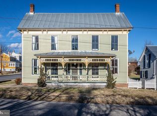 201 E Court St, Woodstock, VA