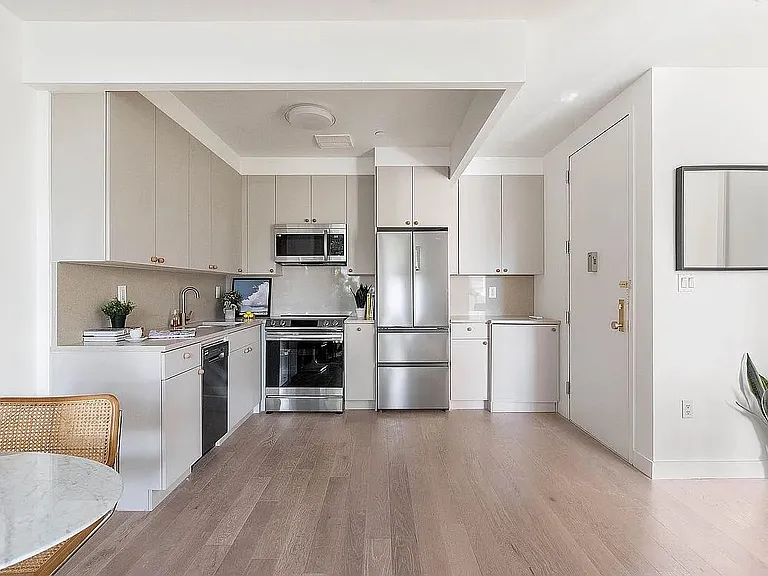 109 Troutman St #2A — Photo 7