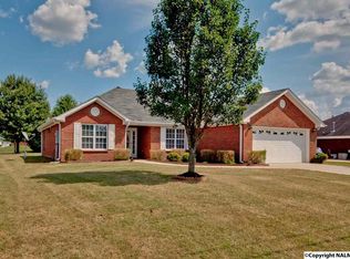 18414 Belmont Cir E, Athens, AL 35613