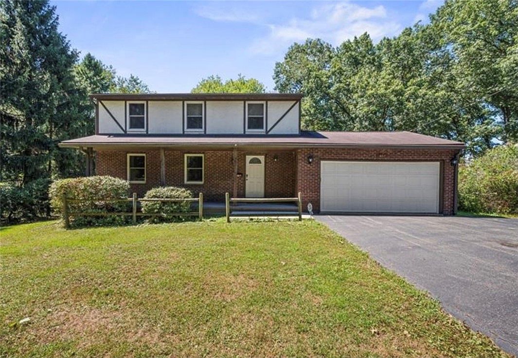 450 Greenwood Dr, Hermitage, PA 16148 | MLS #1771806 | Zillow