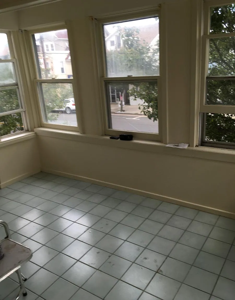 6515 Ventnor Avenue — Photo 3