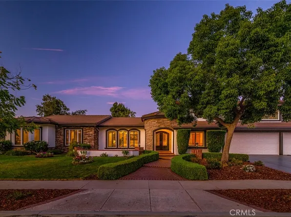 586 Valley Gate Rd, Simi Valley, CA 93065