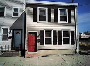 231 Middlesex St, Gloucester City, NJ 08030