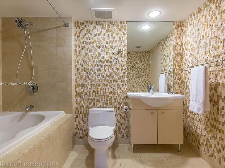 1830 S Ocean Dr #1107 — Photo 15
