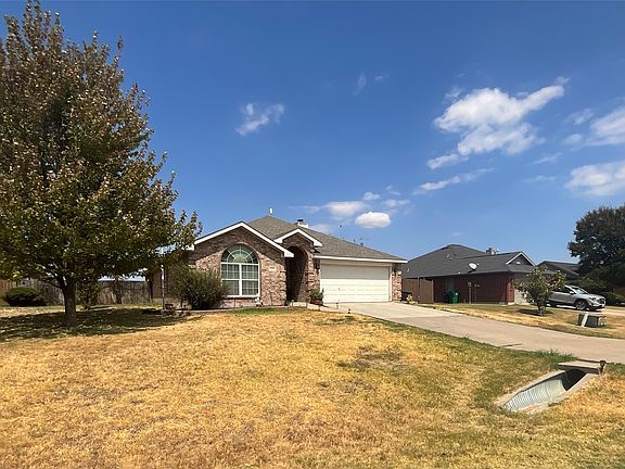 3rd image of 214 Southpeak Ln