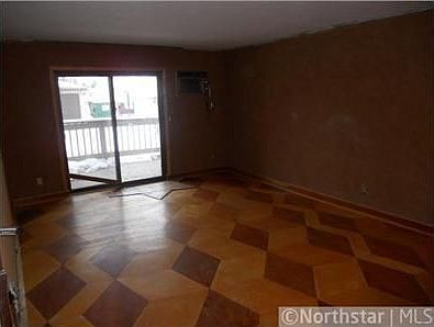 2nd image of 570 Whispering Ln APT 105