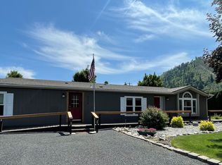 5115 Hinman Dr, Cashmere, WA 98815