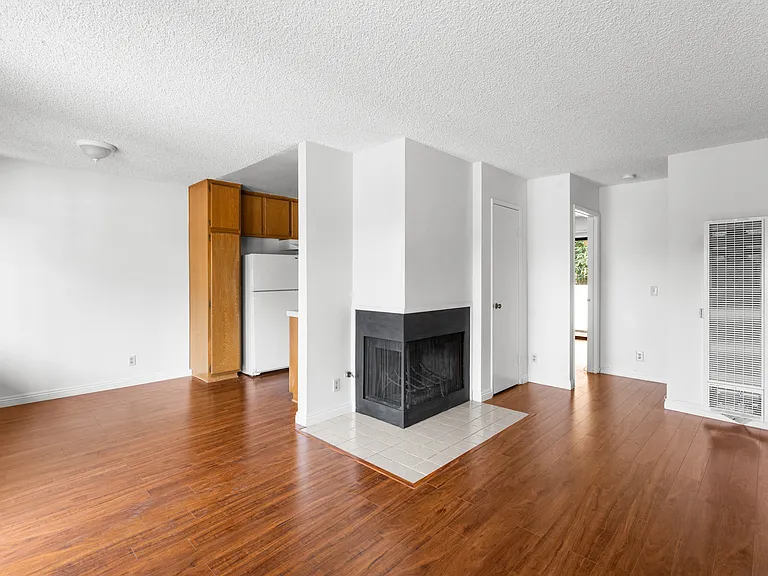 4193 Greenbush Ave #2 — Photo 1