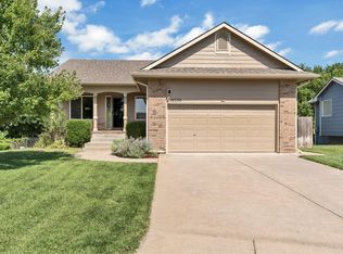 10530 W Yosemite Ct, Wichita, KS 67215