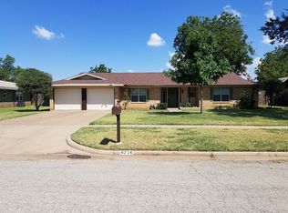 6714 Kit Carson Trl, Wichita Falls, TX 76310