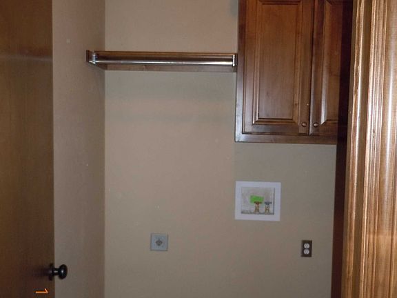 5th image of 11420 NW 121st Pl