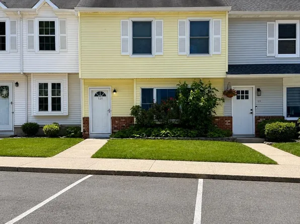 121 Joan Court #121, Jackson, NJ 08527