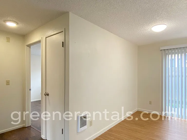 West Main Street Apartments — Photo 6