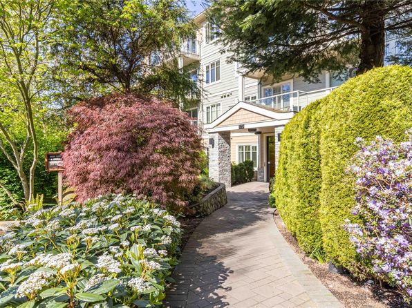 125 Aldersmith Pl #307, View Royal, BC V9A 7M7