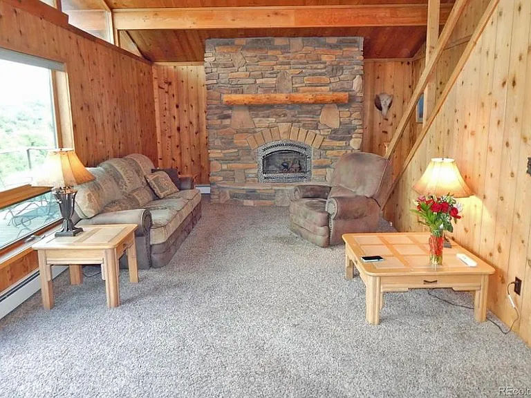 Mount Harvard Cir — Photo 7