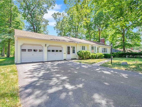 2nd image of 80 Santina Dr