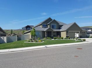 617 Hunter St, Richland, WA 99352