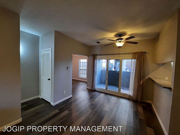 4th image of 1108 Riverchase Ln Unit 102