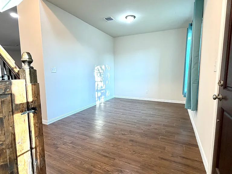 4101 Presidio Ln — Photo 2