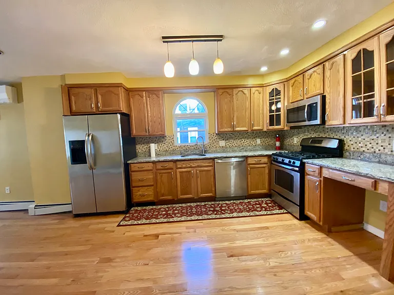 250 Western Ave — Photo 2