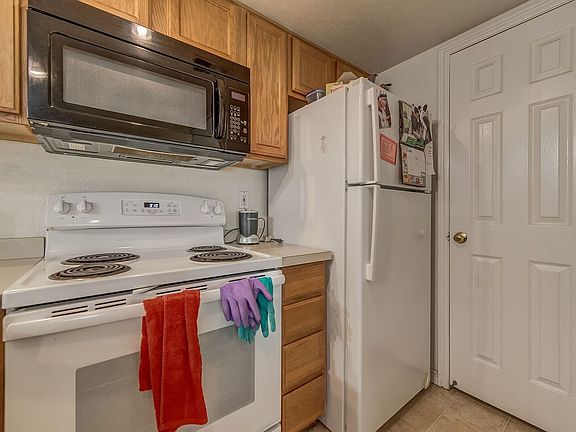 4th image of 112 W 1230 N APT 107