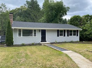 525 Round Top Rd, Burrillville, RI 02830