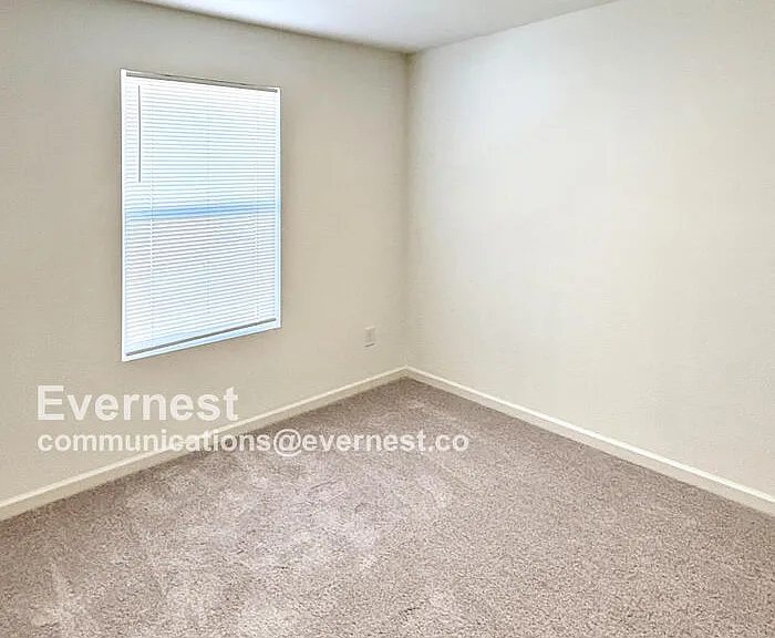 135 Flowering Cherry St — Photo 15