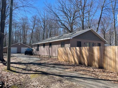 213 Welch Rd, Houghton Lake, MI, 48629