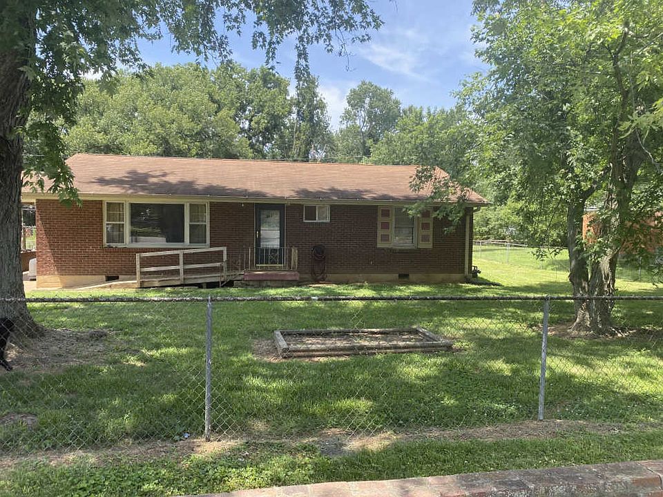 1st image of 113 Park Ln