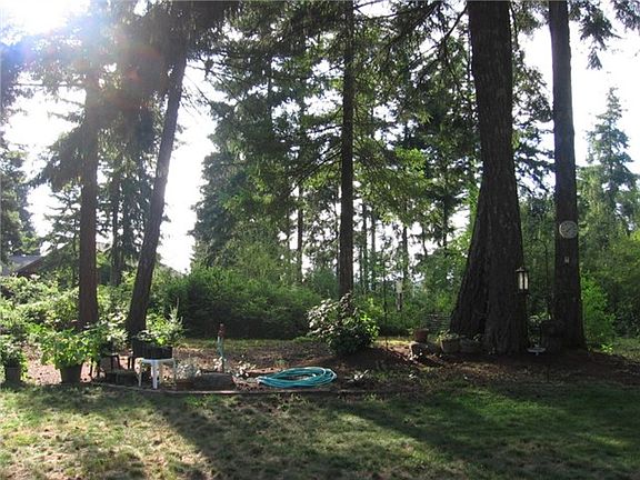 4th image of 15508 134th St Ct N
