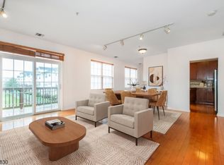 177 Brittany Ct, Clifton, NJ