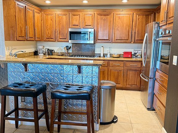 3rd image of 83 E Agate Ave Unit 405