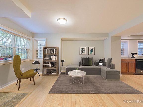 3rd image of 4240 N Kimball Ave #1