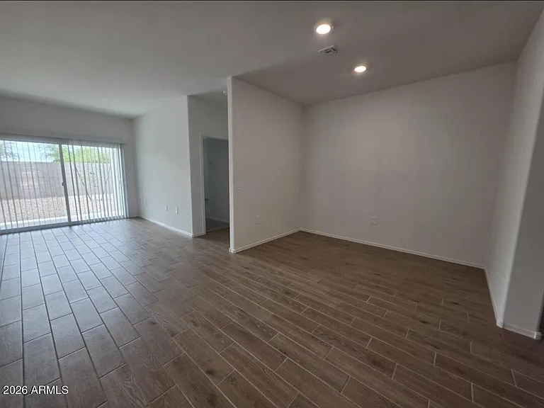 18399 W Buckskin Trl — Photo 36