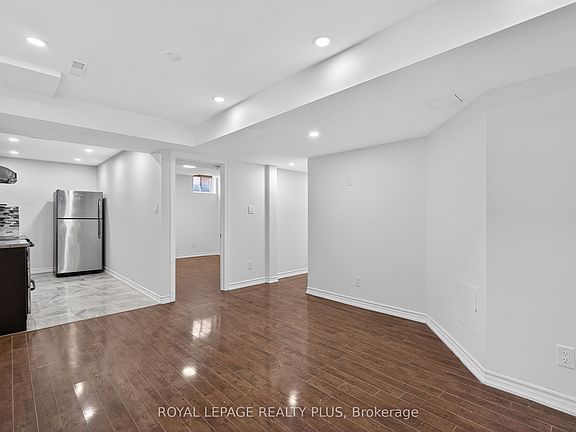5th image of 19 Treadgold Rd #Basement