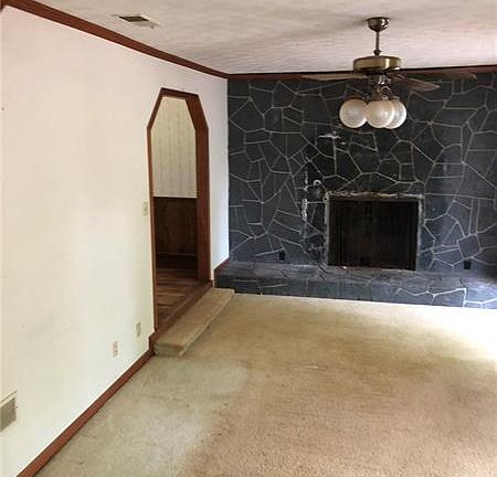5th image of 845 Sherbrooke Dr SE