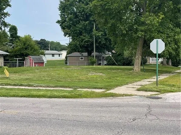 412 W Elm St, Wauseon, OH 43567