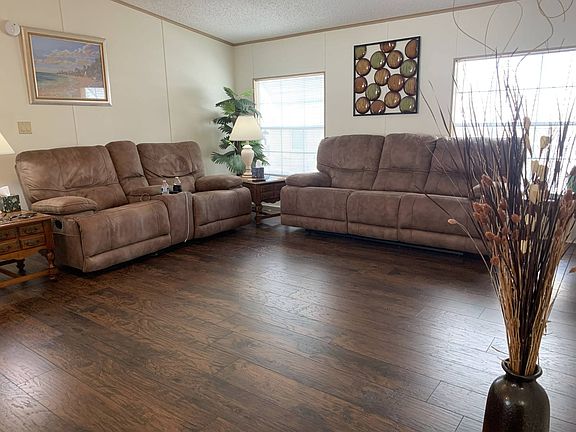 4th image of 338 Belle Grove St #338
