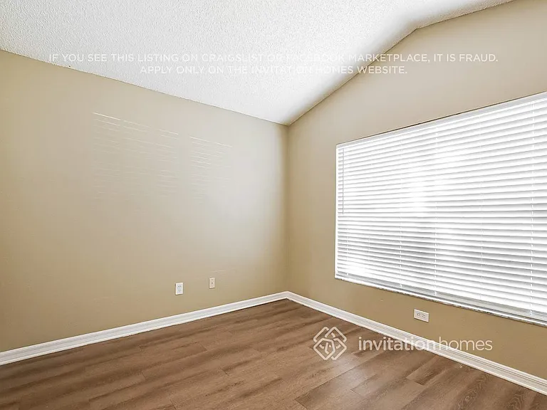 2126 Darlin Cir — Photo 13