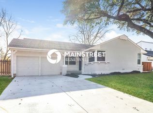 3961 W Spurgeon St, Fort Worth, TX 76133