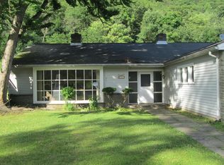 35 Tilbury Ave, Nanticoke, PA 18634