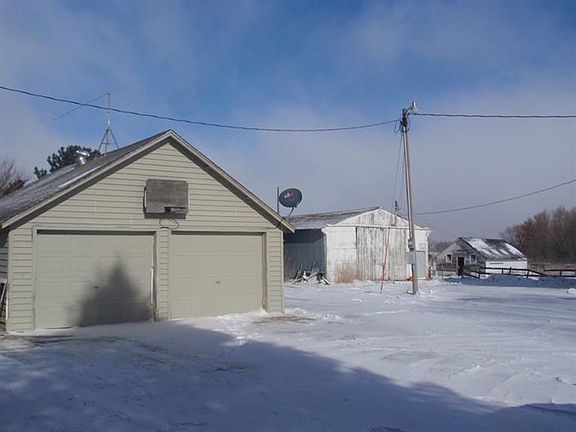 2nd image of 1555 220th St