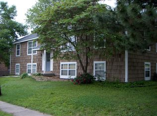 5802 W 58th St, Mission, KS 66202