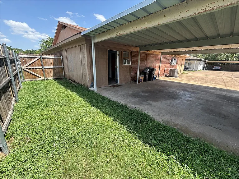 1008 Poplar St #1008 — Photo 21